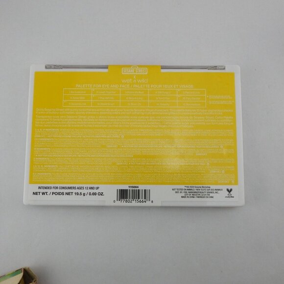 Wet n wild Sesame Street Collection Set Make Bag Brushes Blender Eye Shadow Lip - Picture 7 of 8